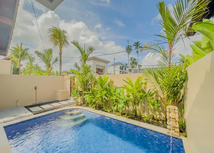 Petulu Tropical Villa *