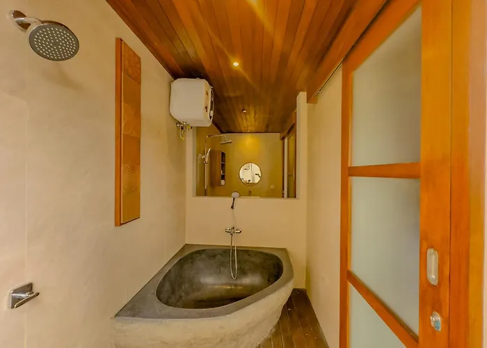 Petulu Tropical Villa *